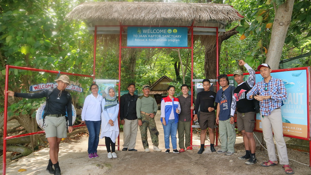 Eco Camp, Mengenal Habitat Elang Bondol